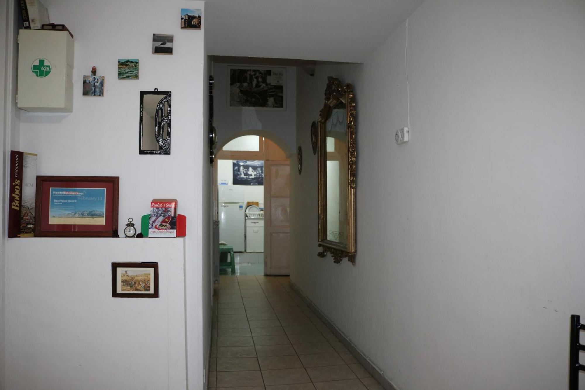 Roman Place Kültér fotó